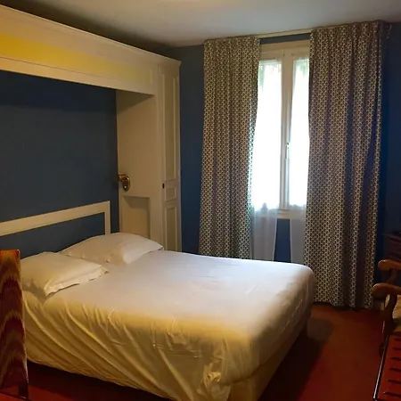 Отель De Normandie