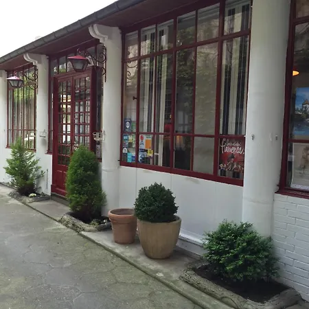 Otel De Normandie Évreux