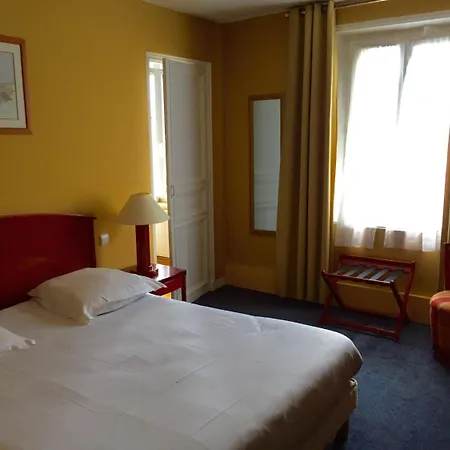 Otel De Normandie 3*