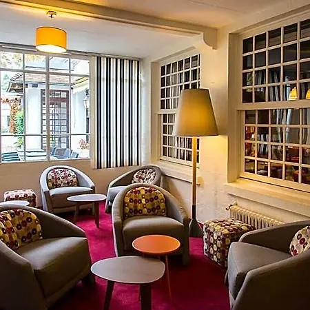 Szálloda De Normandie 3*