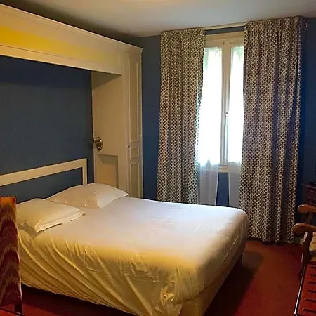 Hotel De Normandie 3*