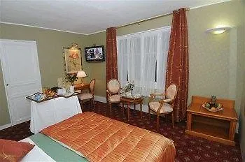 Szálloda De Normandie 3*