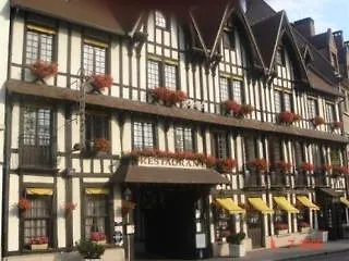 De Normandie Hotell Évreux